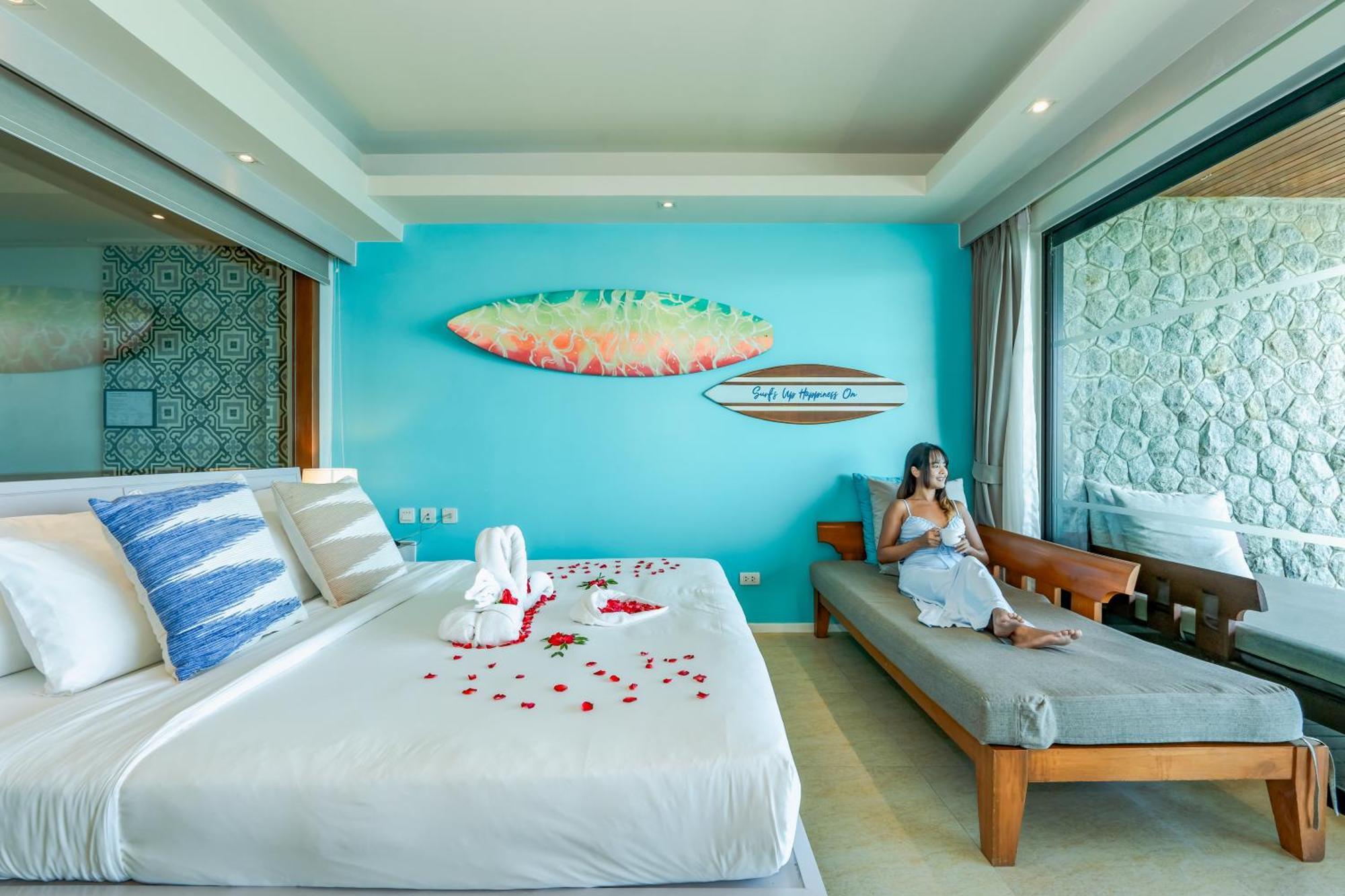 Zenmaya Oceanfront Phuket, Trademark Collection By Wyndham Patong Kültér fotó Deluxe Ocean View